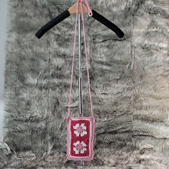 Handmade Handbags - Pink Crochet Floral Crossbody Phone Bag